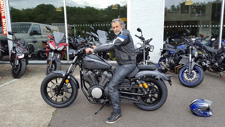Yamaha XV950R