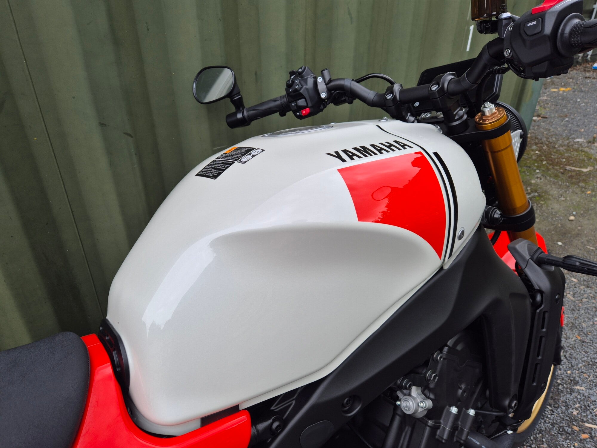 Yamaha XSR900 image 11
