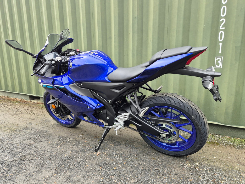Yamaha R125 - In stock! image 7