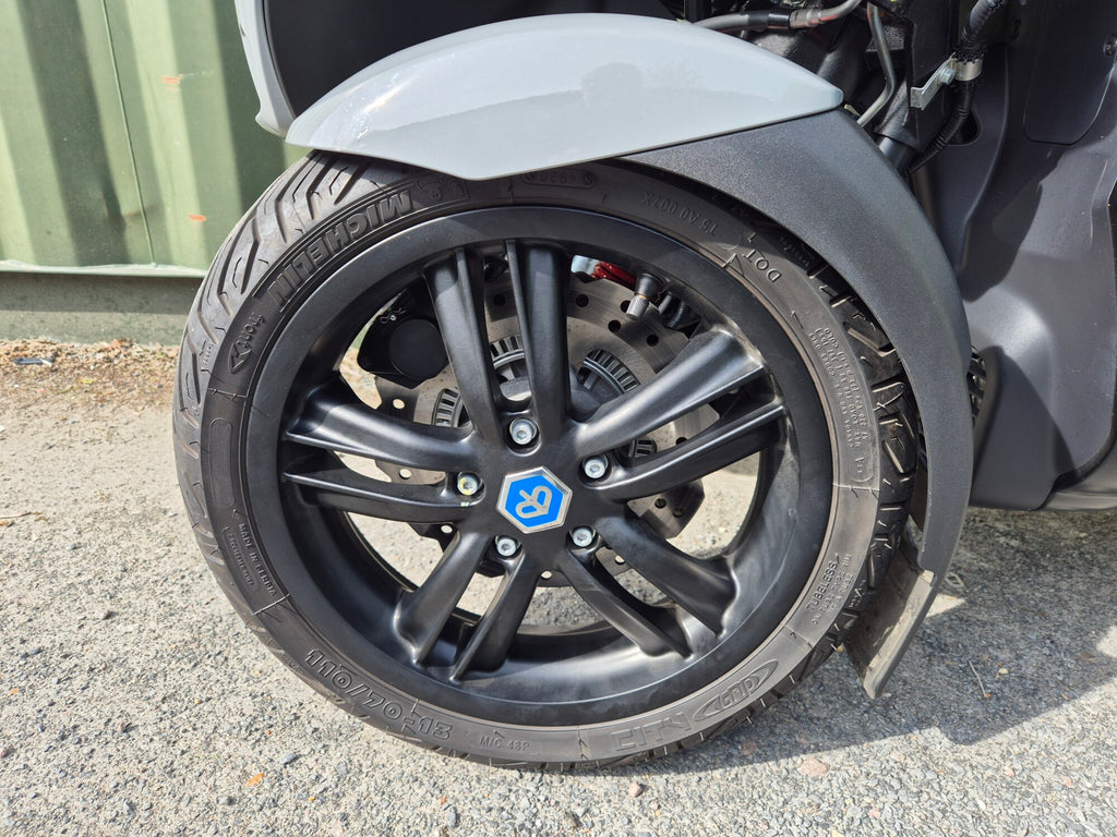 Piaggio MP3 300 Sport - 2021