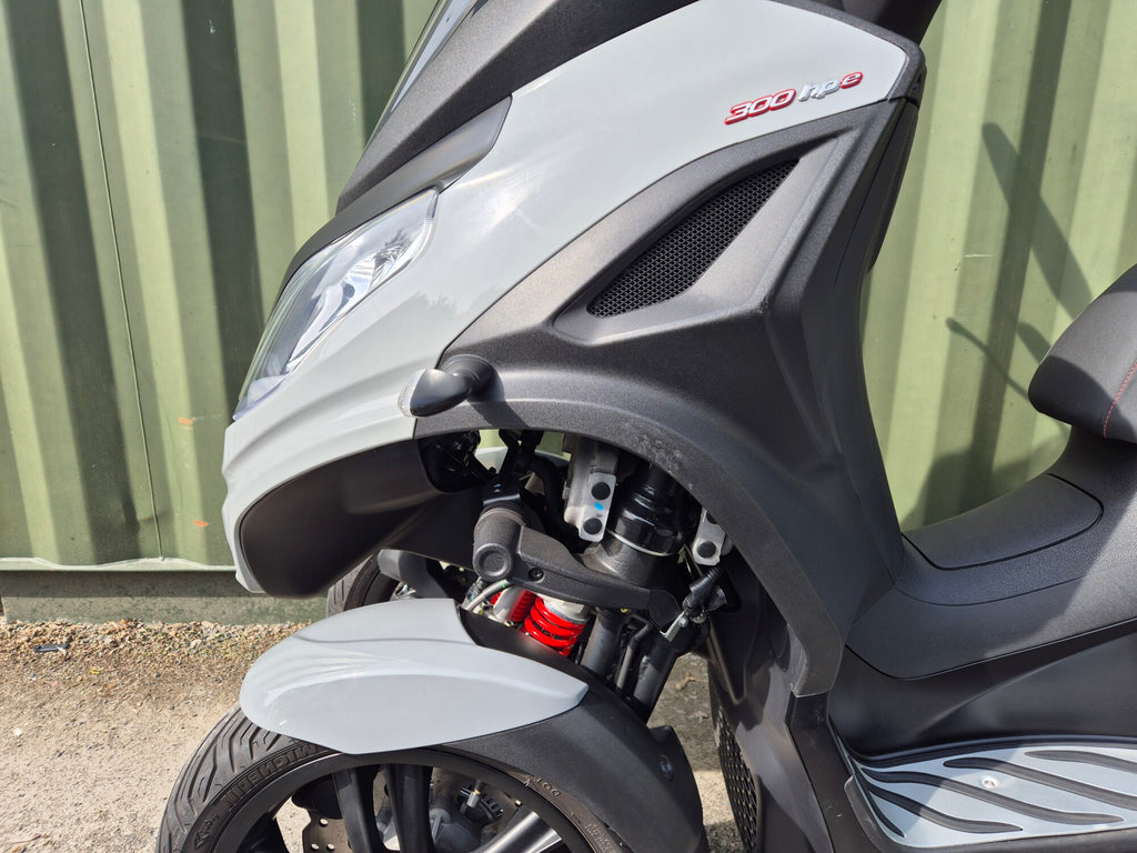 Piaggio MP3 300 Sport - 2021