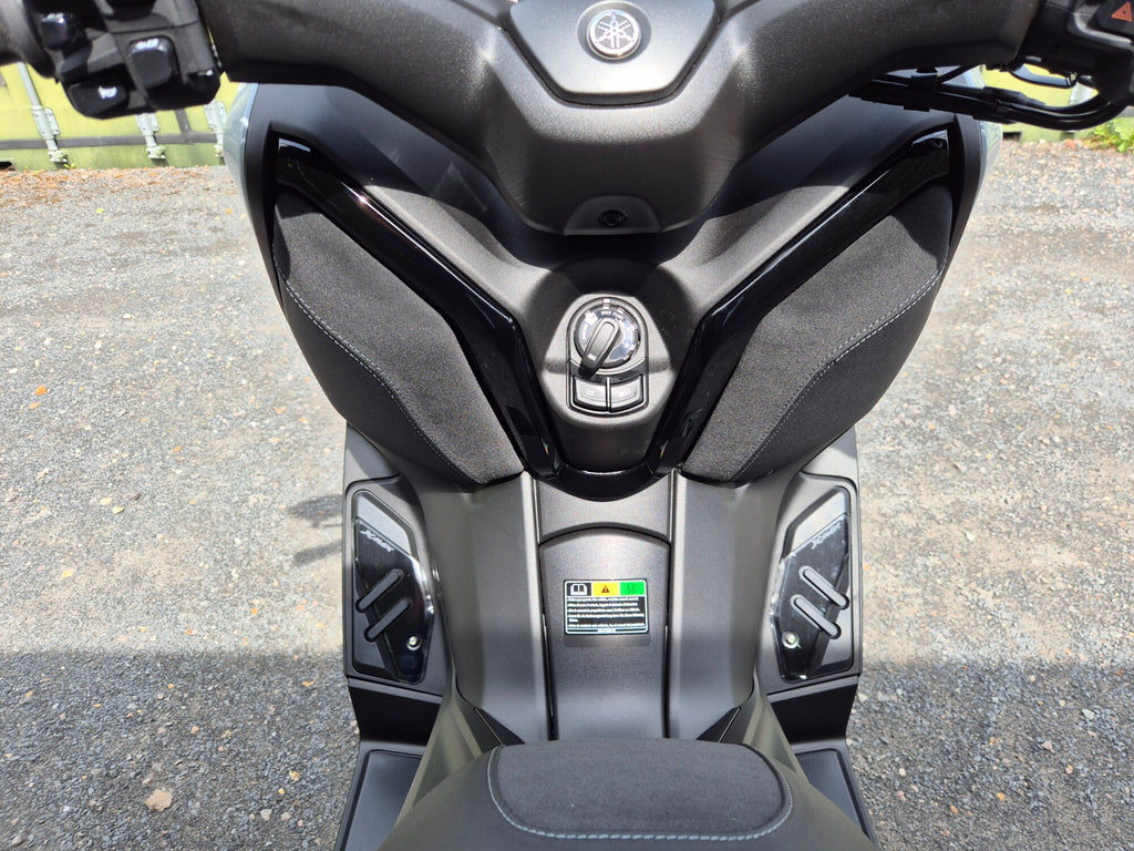 Yamaha XMAX 300 Tech MAX+