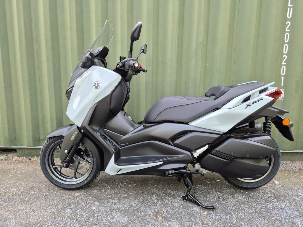 Yamaha XMAX 300 Tech MAX+