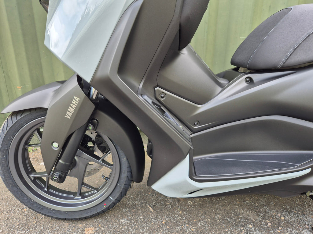 Yamaha XMAX 300 Tech MAX+