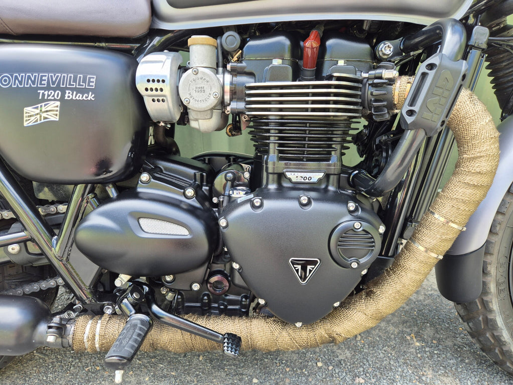 Triumph Bonneville T120 Black