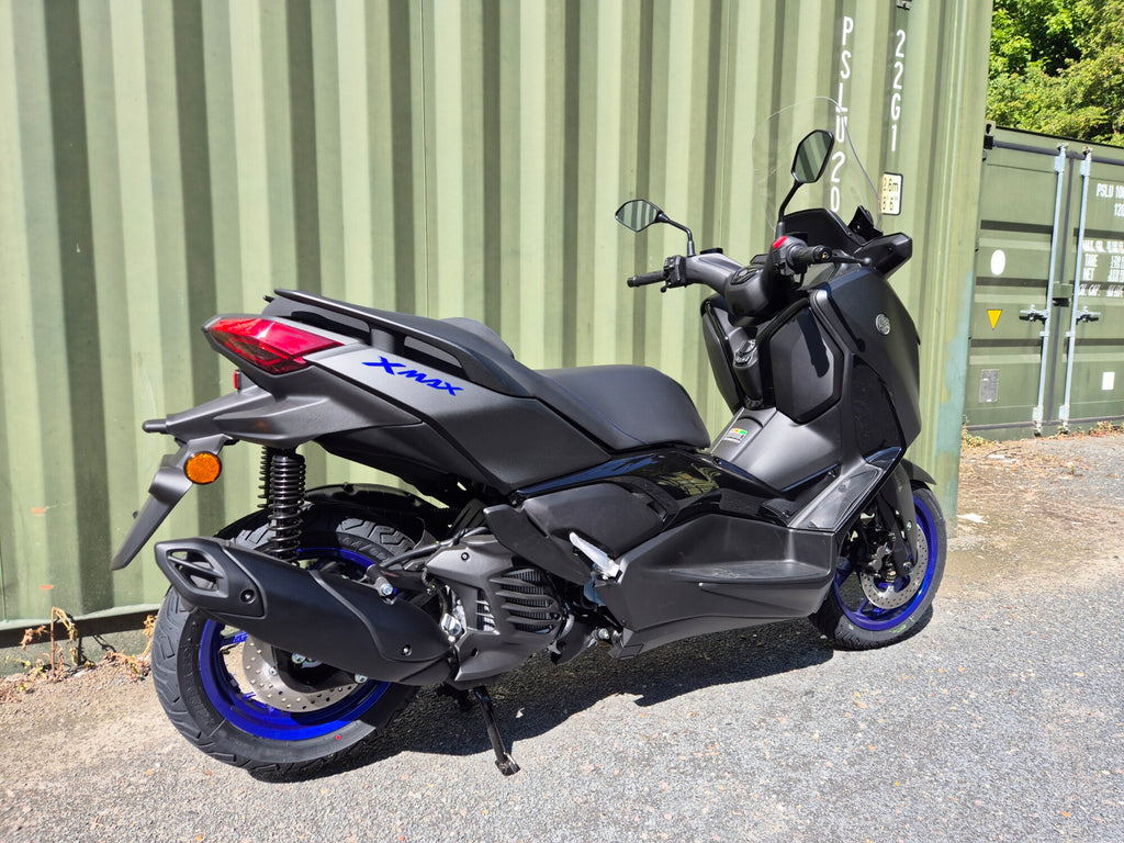 Yamaha XMAX 125 - Icon Black - In stock