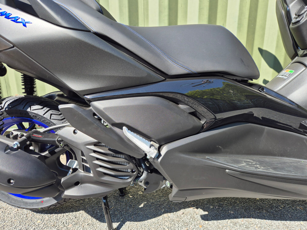 Yamaha XMAX 125 - Icon Black - In stock