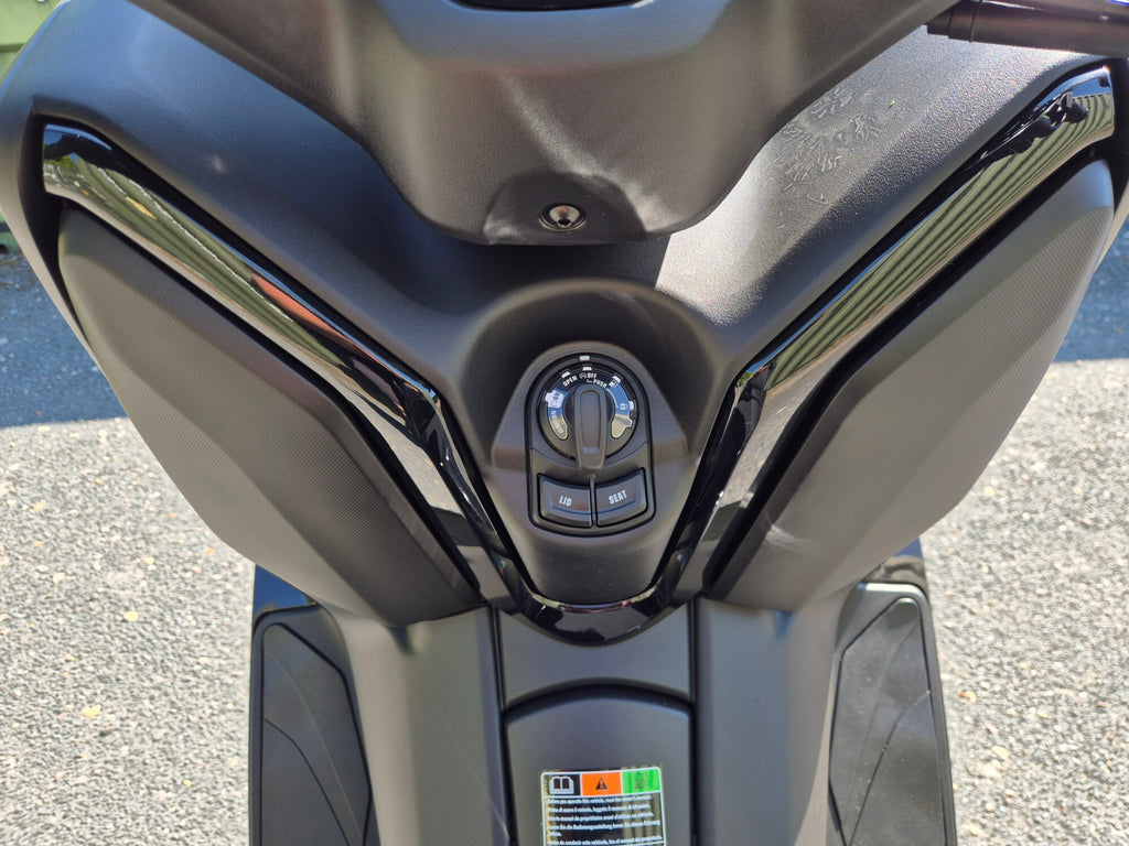 Yamaha XMAX 125 - Icon Black - In stock