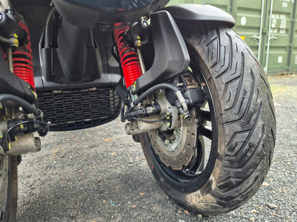 Piaggio MP3 300 Sport – 2023