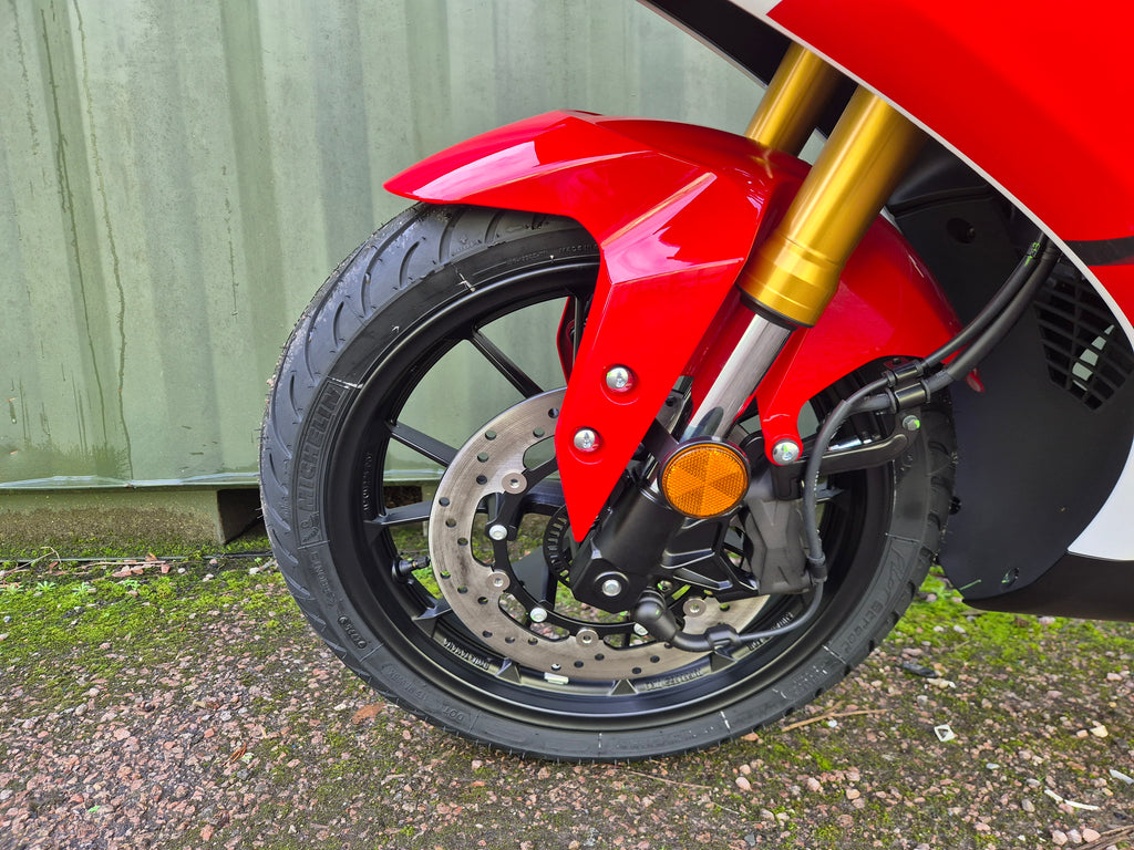 Yamaha R125 70th Anniversary - In stock!