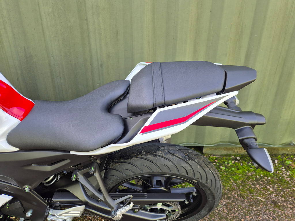 Yamaha R125 70th Anniversary - In stock!