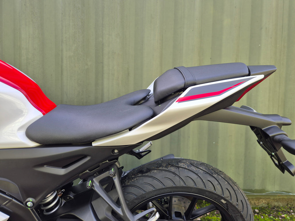 Yamaha R125 70th Anniversary - In stock!