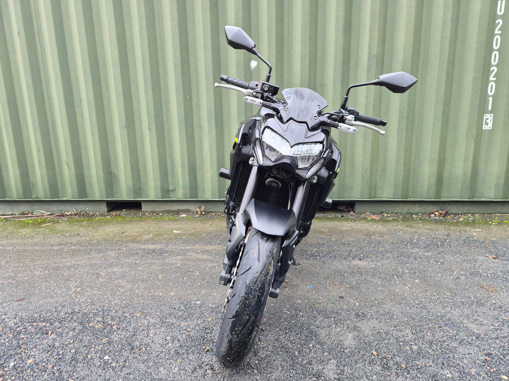 Kawasaki Z900
