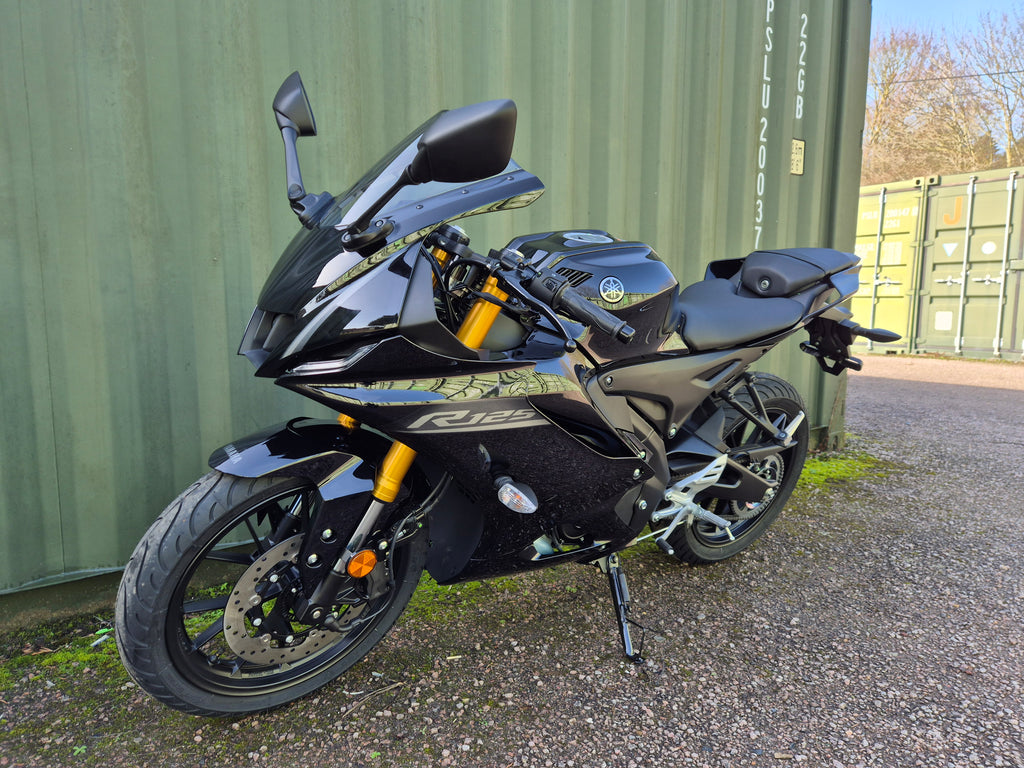 Yamaha R125 - In stock!