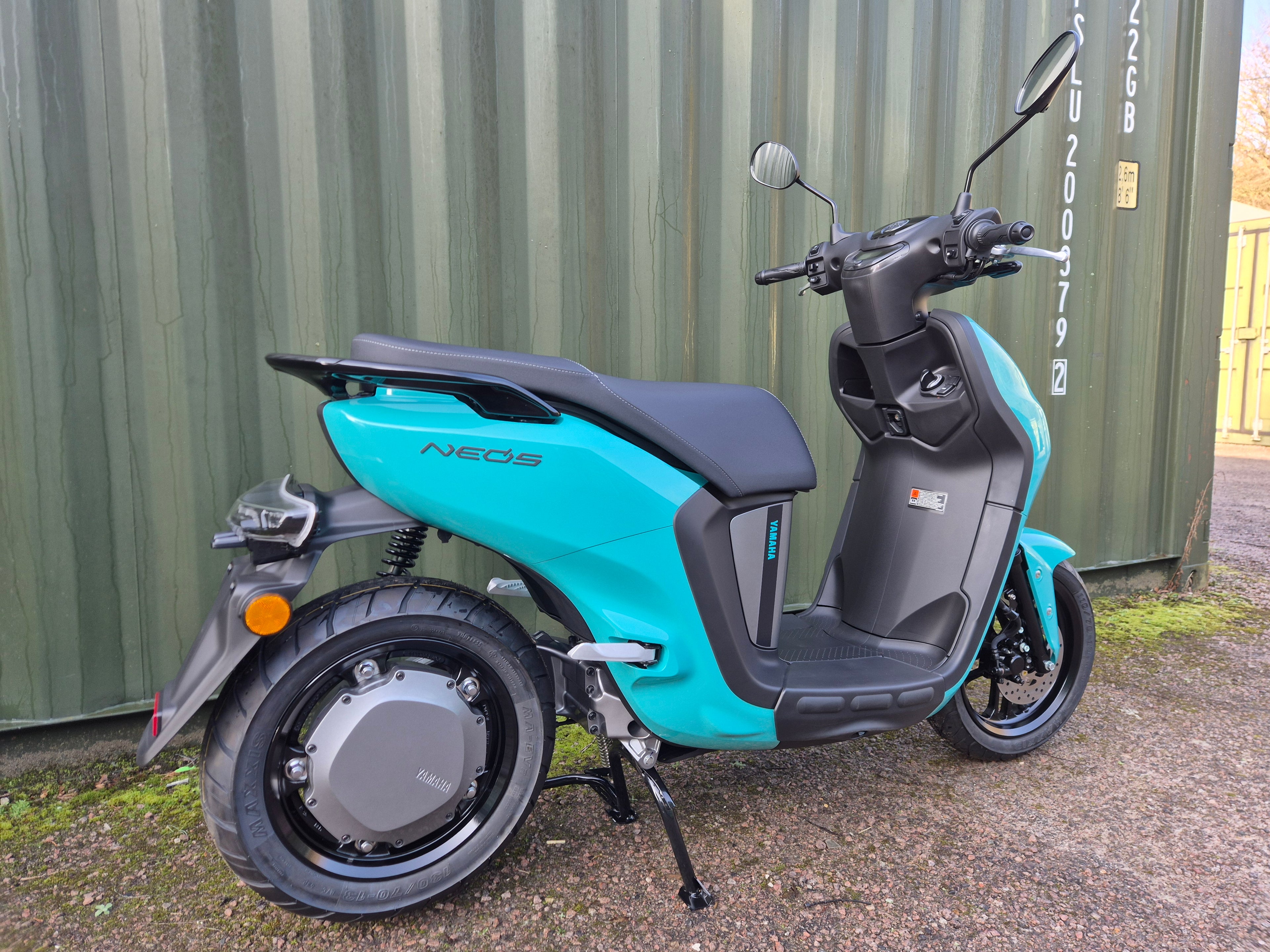 Yamaha NEO's Dual Battery - SAVE £400!