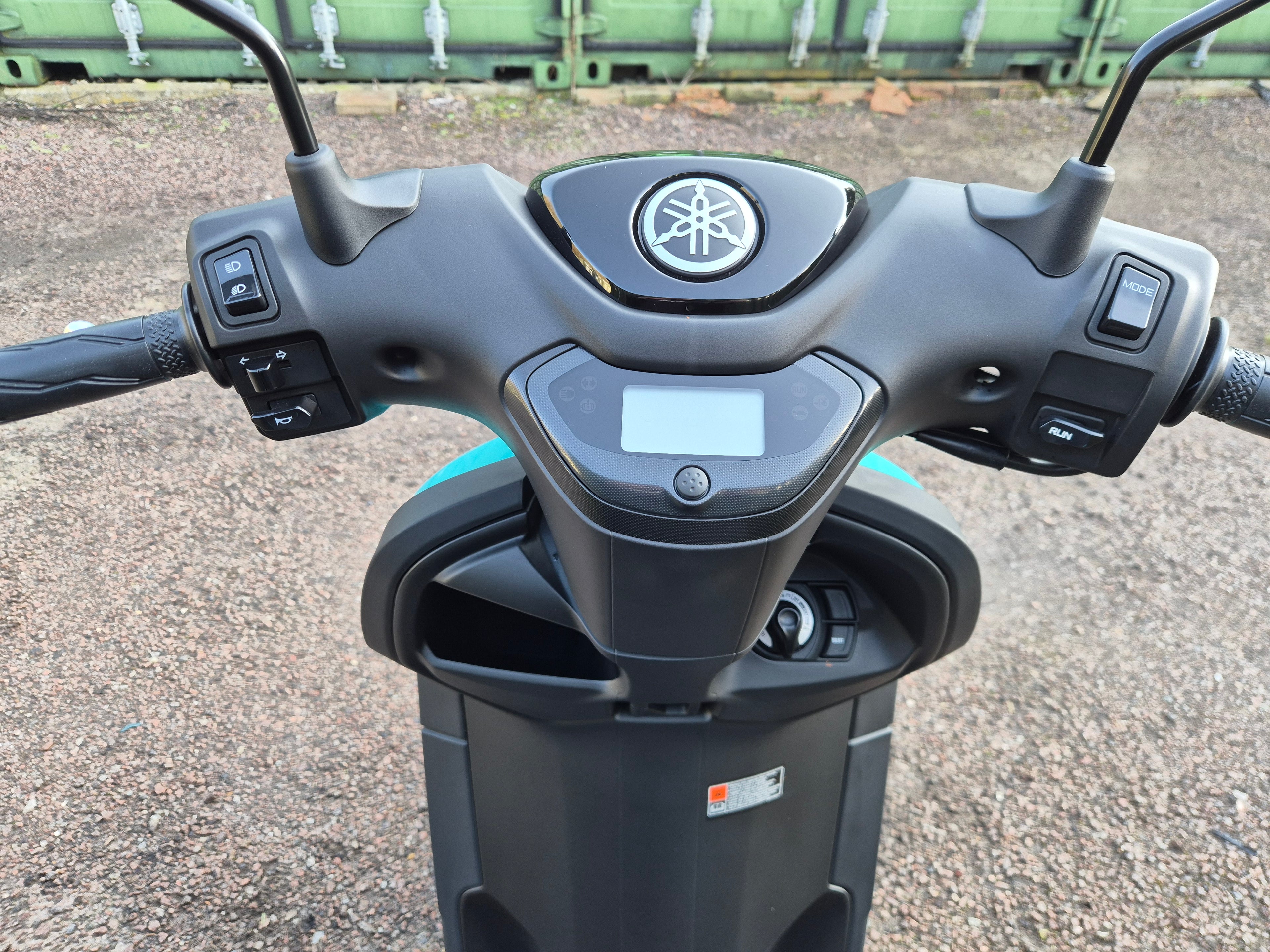 Yamaha NEO's Dual Battery - SAVE £400!