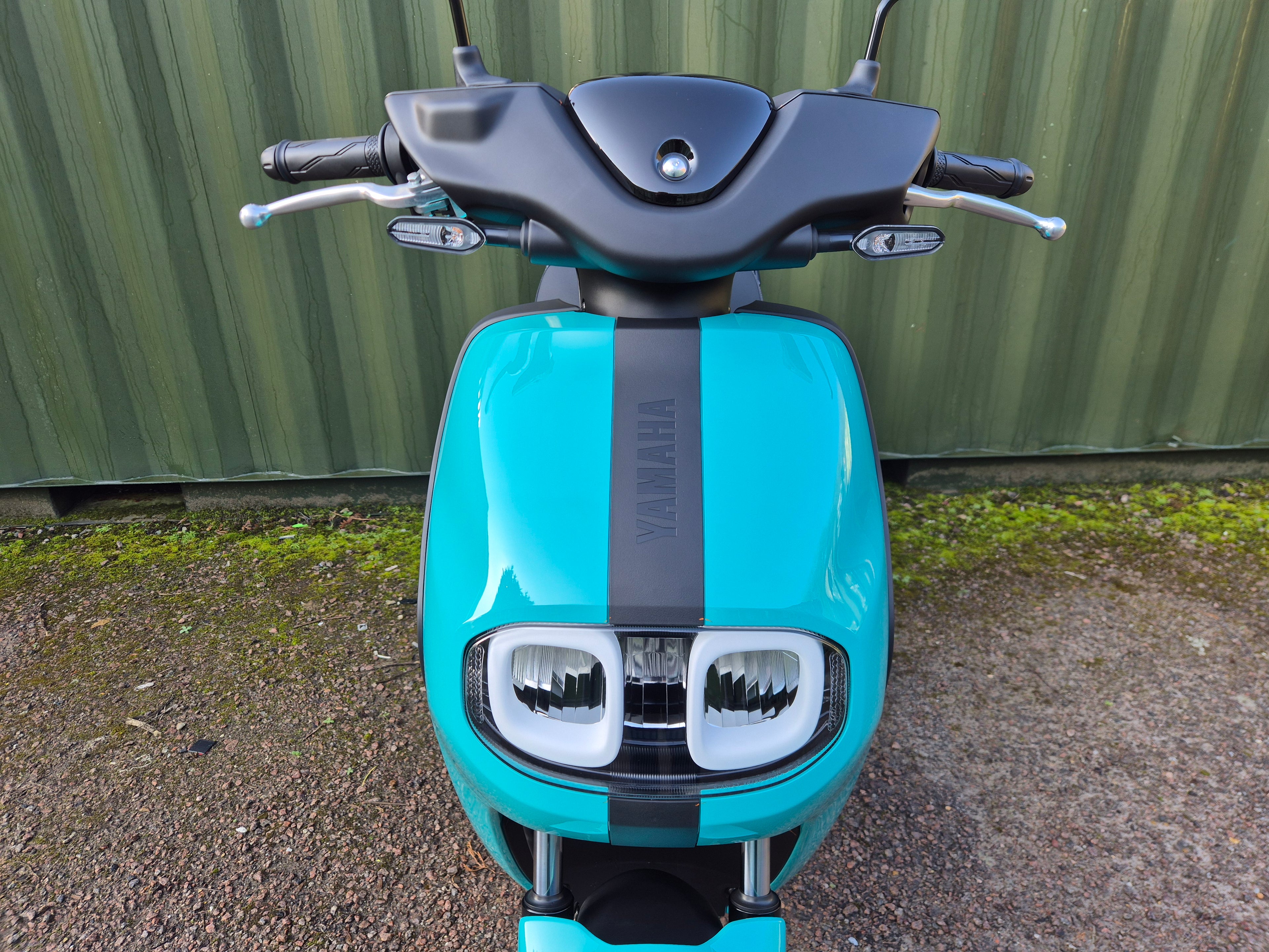 Yamaha NEO's Dual Battery - SAVE £400!