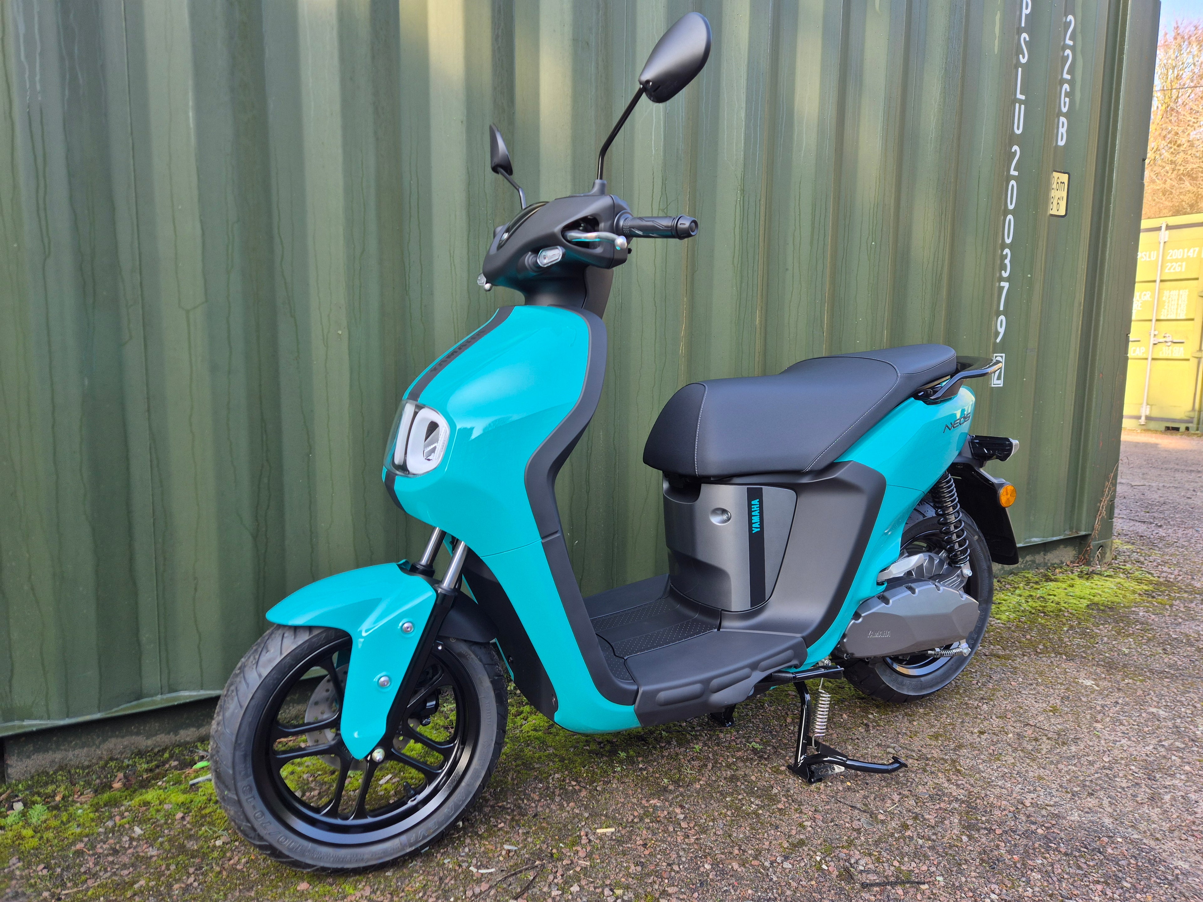 Yamaha NEO's Dual Battery - SAVE £400!