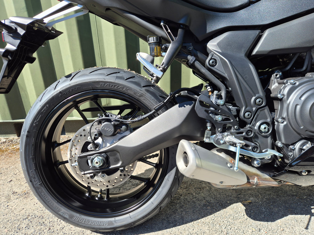 Yamaha R7 - In stock