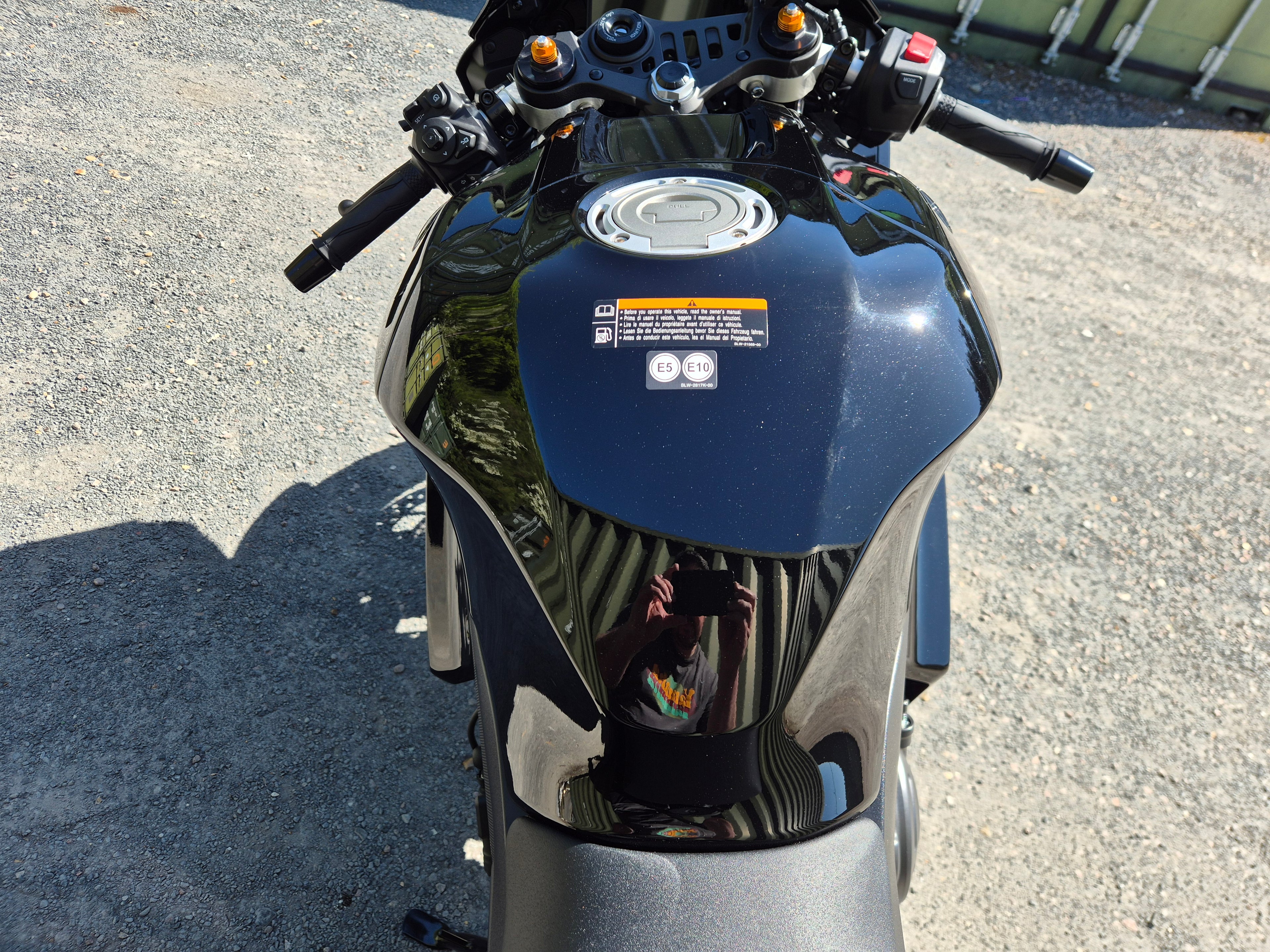 Yamaha R7 - In stock