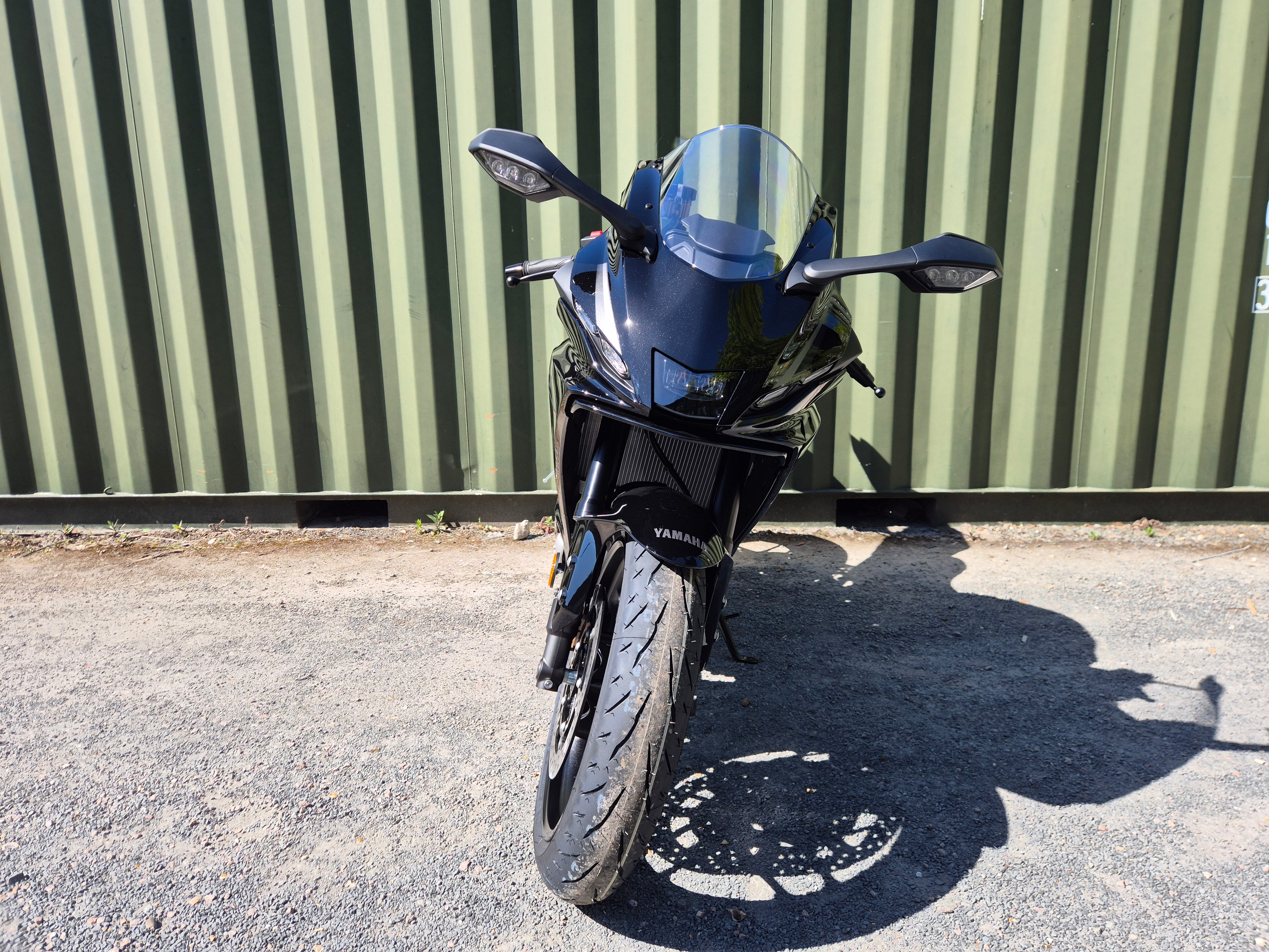 Yamaha R7 - In stock