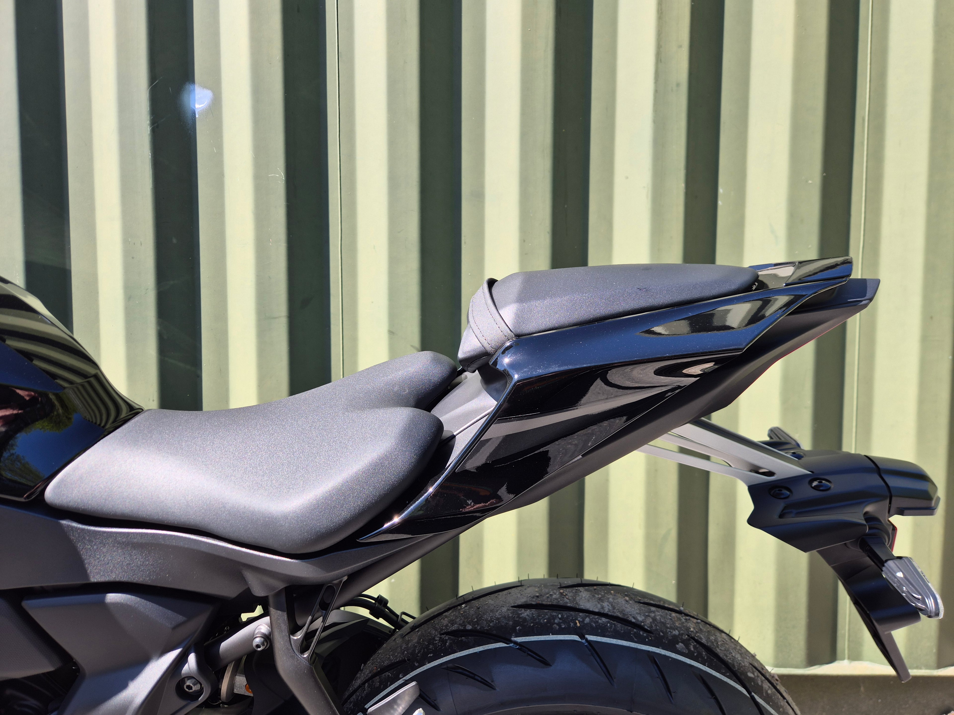 Yamaha R7 - In stock