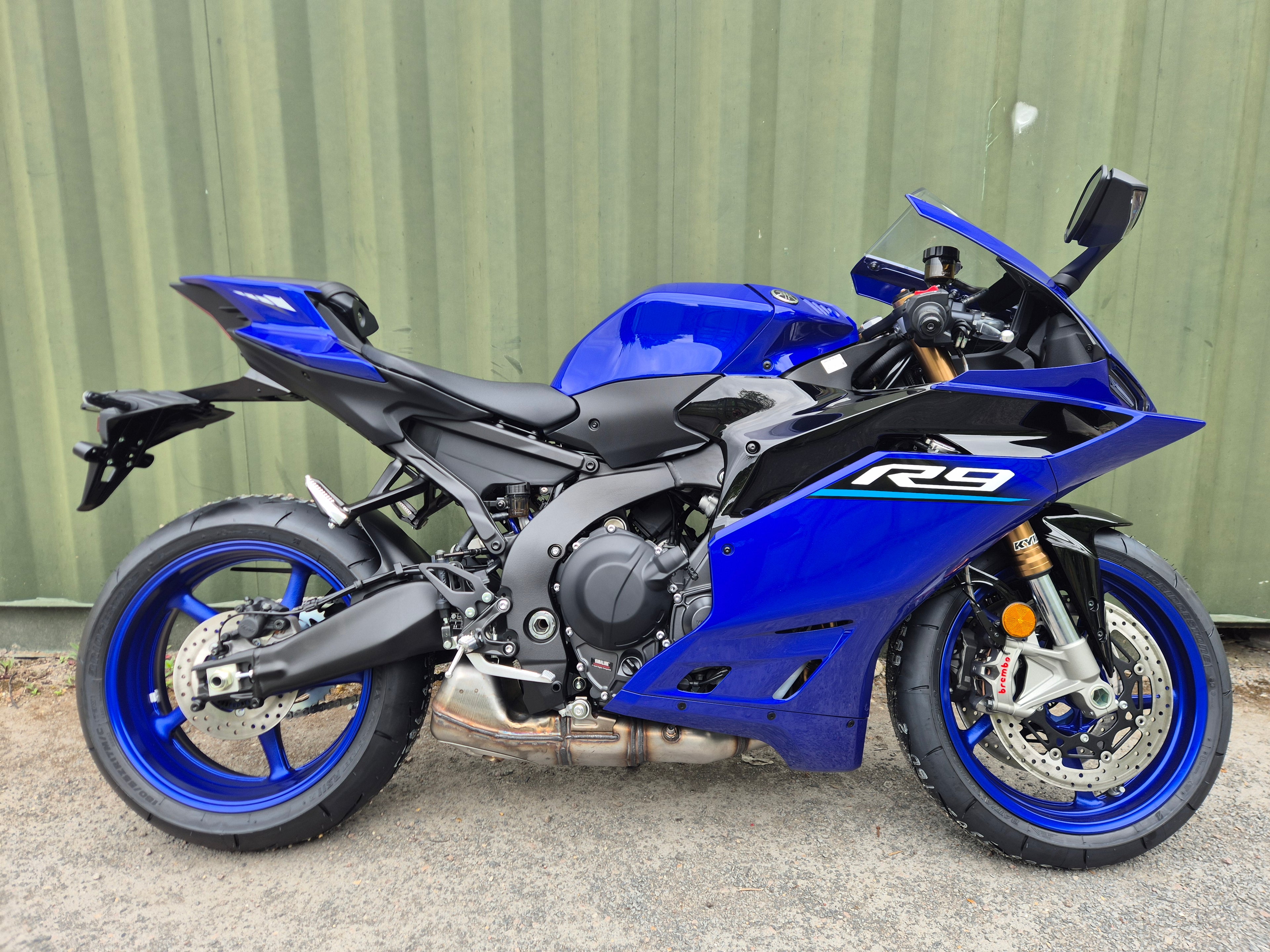 Yamaha R9 - IN STOCK!