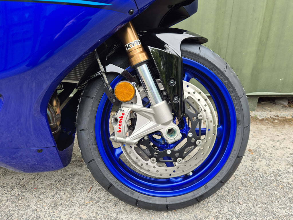 Yamaha R9