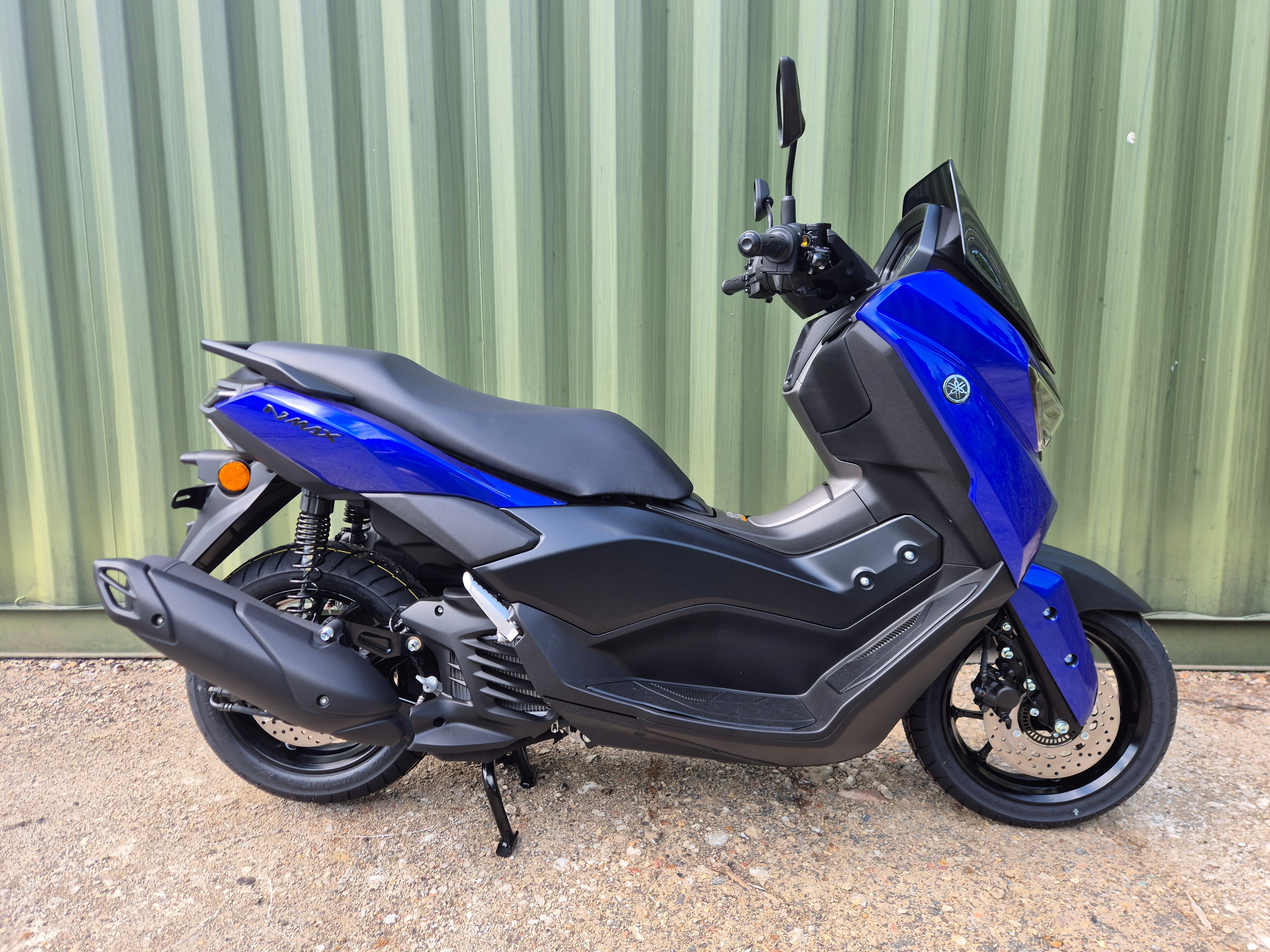 Yamaha NMAX 125 £400 FREE ACCESSORIES!