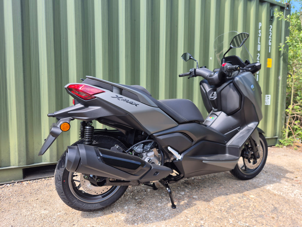 Yamaha XMAX 300