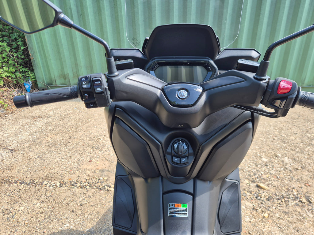 Yamaha XMAX 300