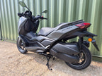 Yamaha XMAX 300