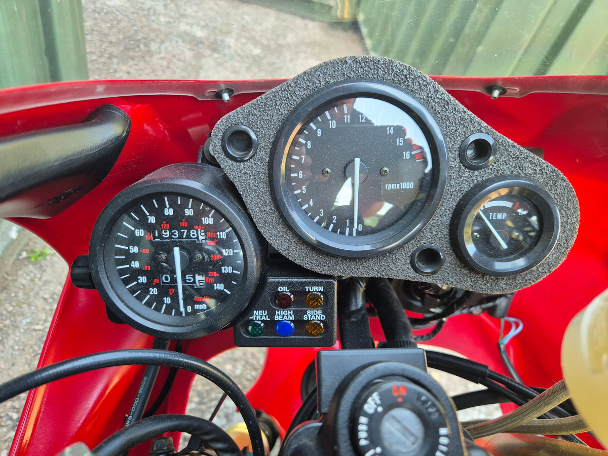 Honda RVF400