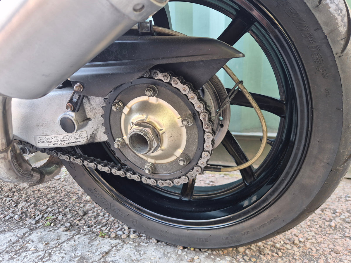 Honda RVF400