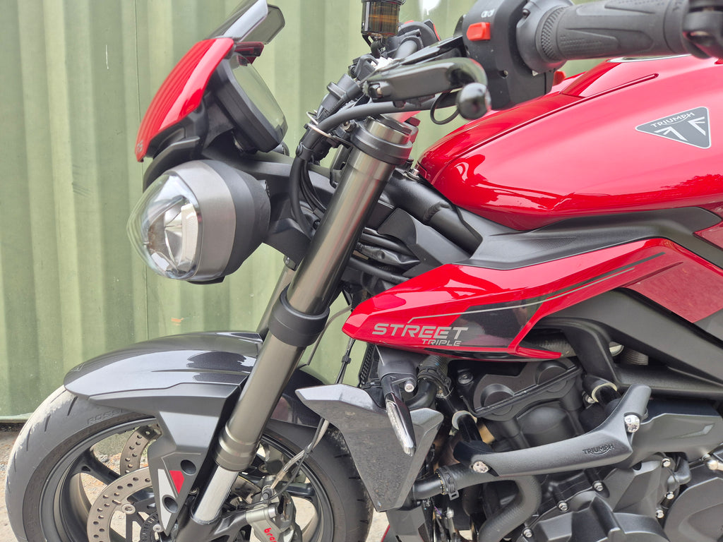 Triumph Street Triple RS