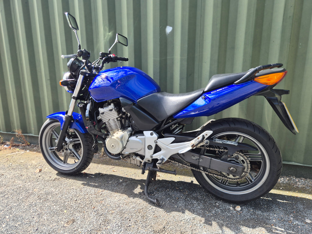 Honda CBF 500