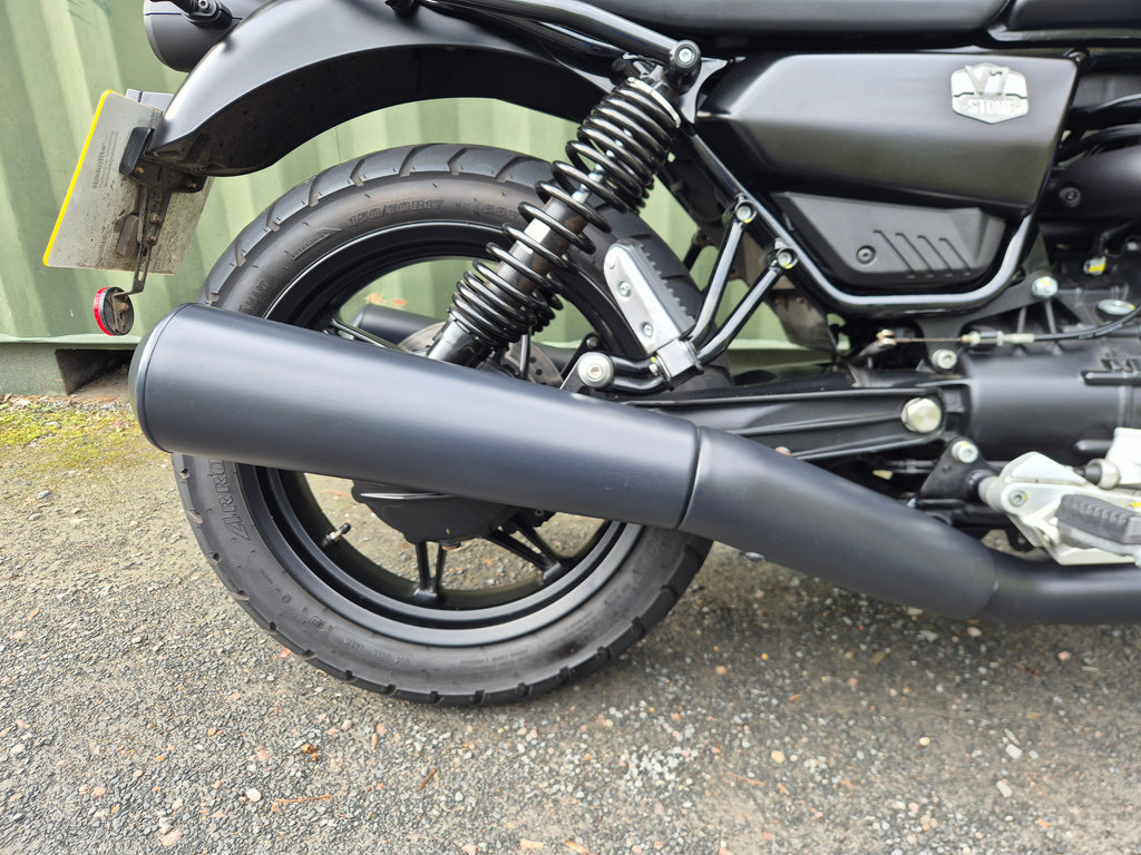 Moto Guzzi V7 Stone - 2023