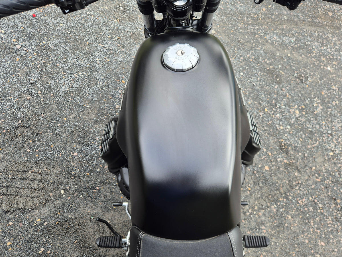 Moto Guzzi V7 Stone - 2023