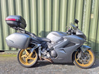 Honda VFR 800 image 1