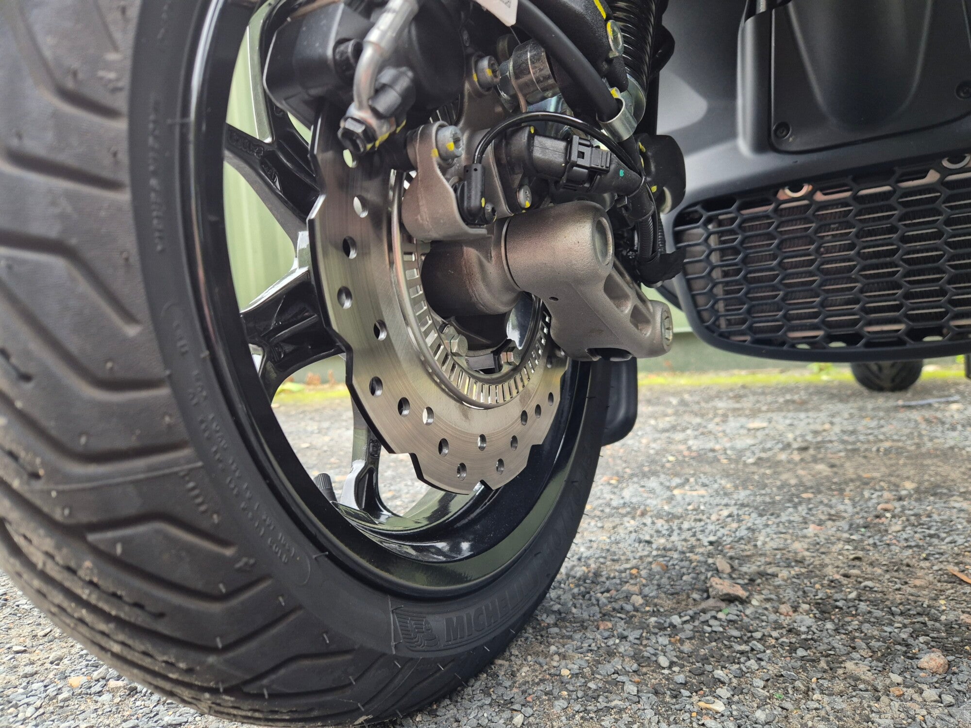 Piaggio MP3 310 Sport - 2025 image 34