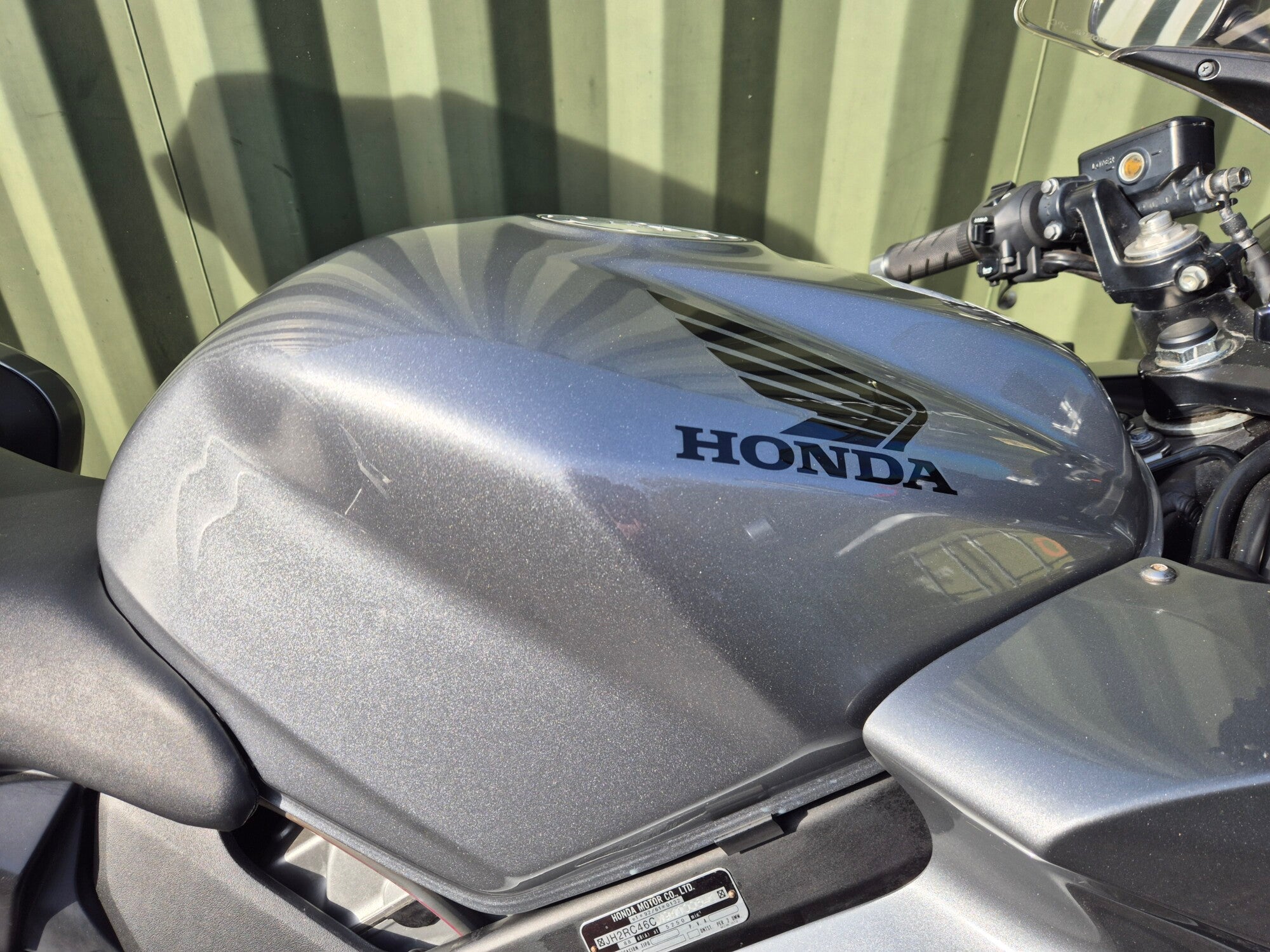 Honda VFR 800 image 24