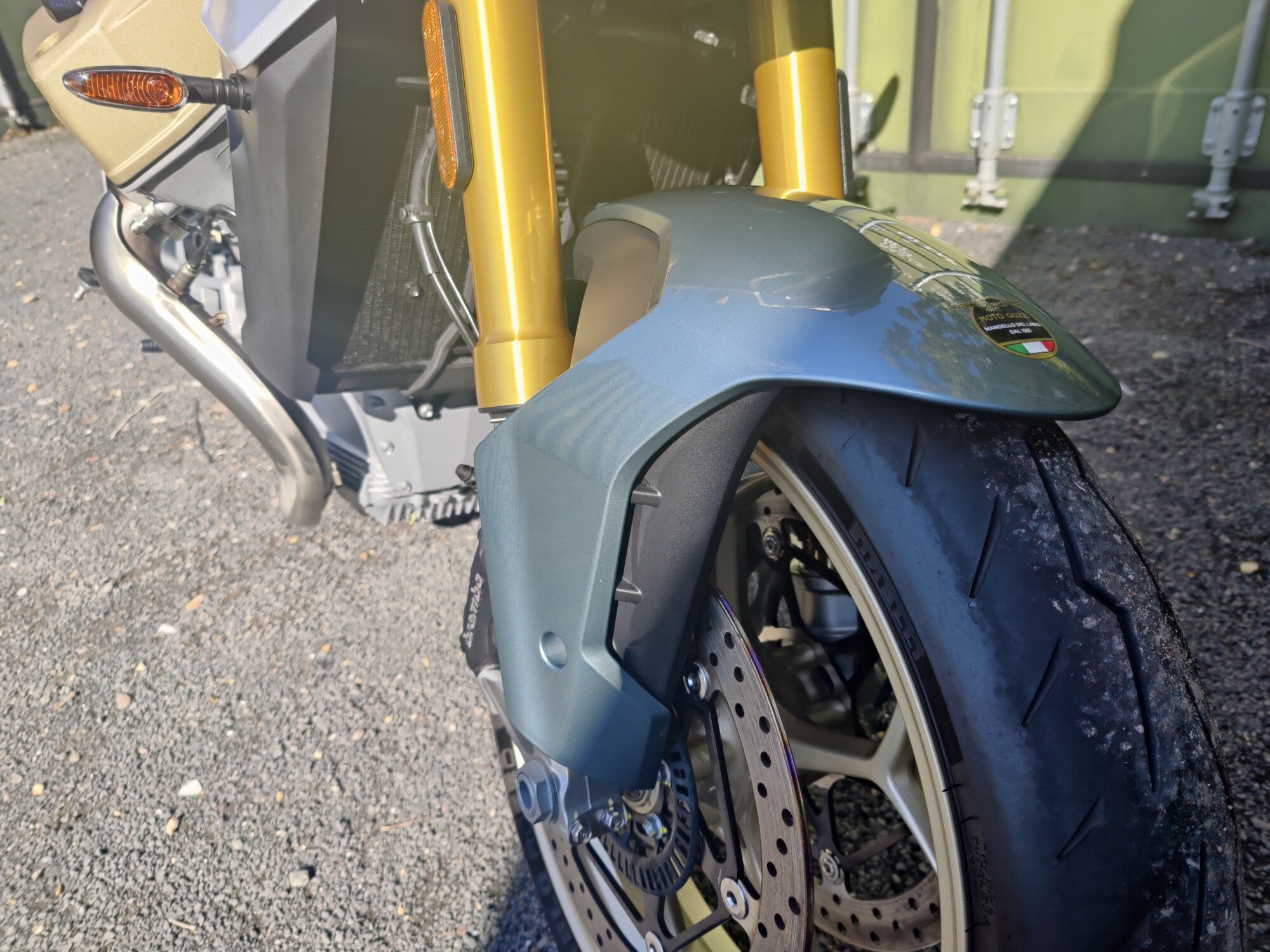 MOTO GUZZI V100S VERDE 2025 - EX DEMO image 11