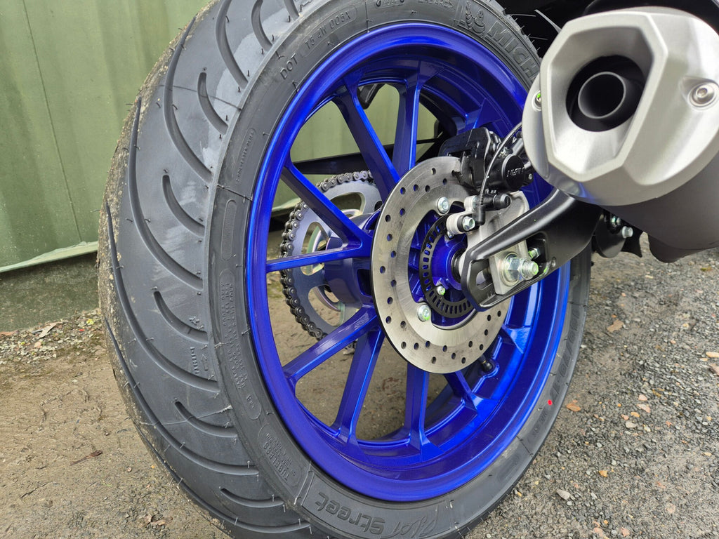 Yamaha R125 - In stock! image 8