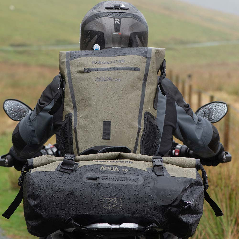 Oxford Aqua T-20 Roll Bag Black