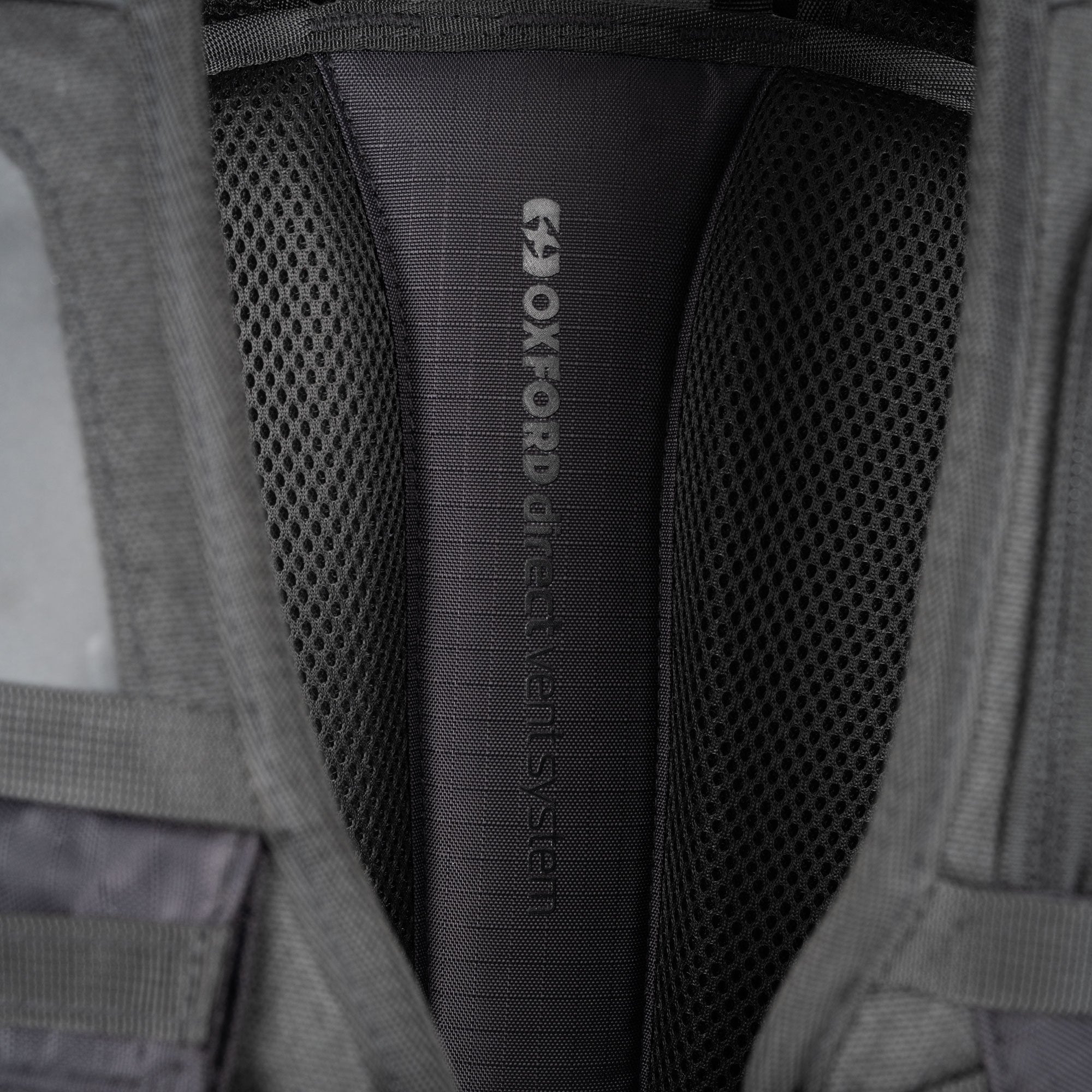 Oxford Atlas B-30 Advanced Backpack Black