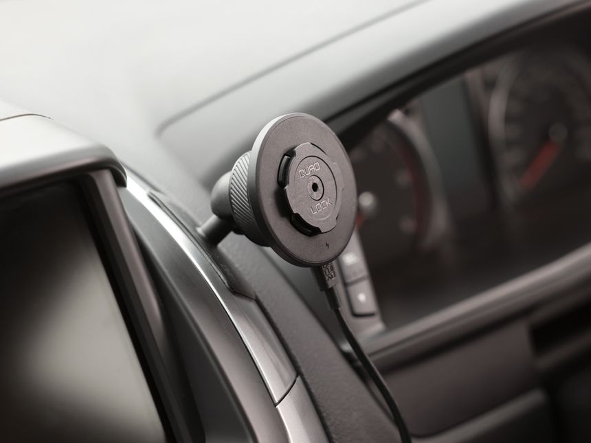 QUADLOCK Vehicle Wireless Charger
