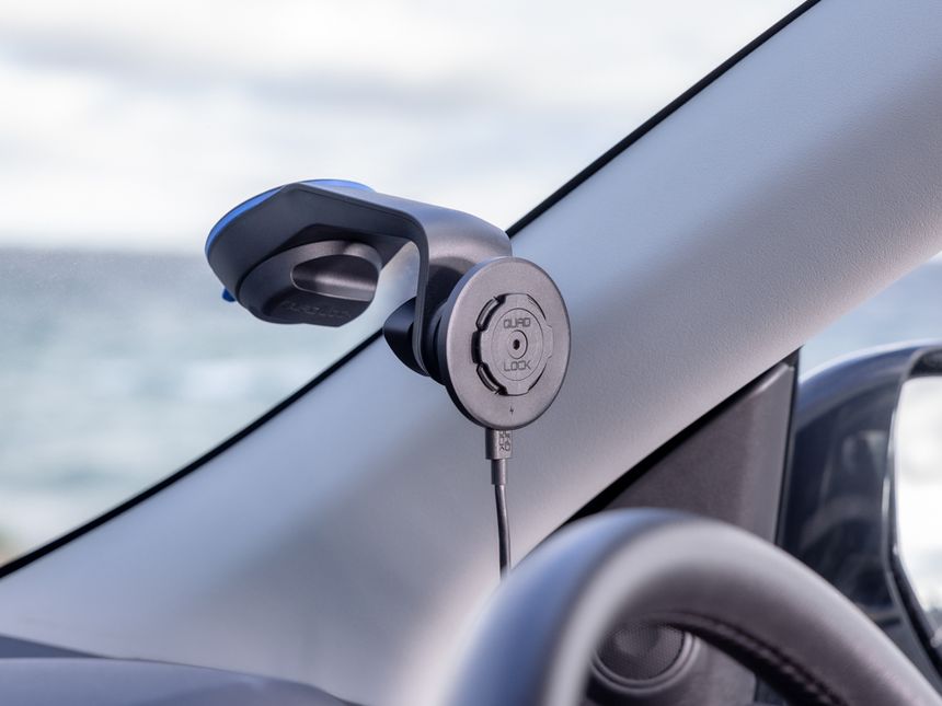 QUADLOCK Vehicle Wireless Charger