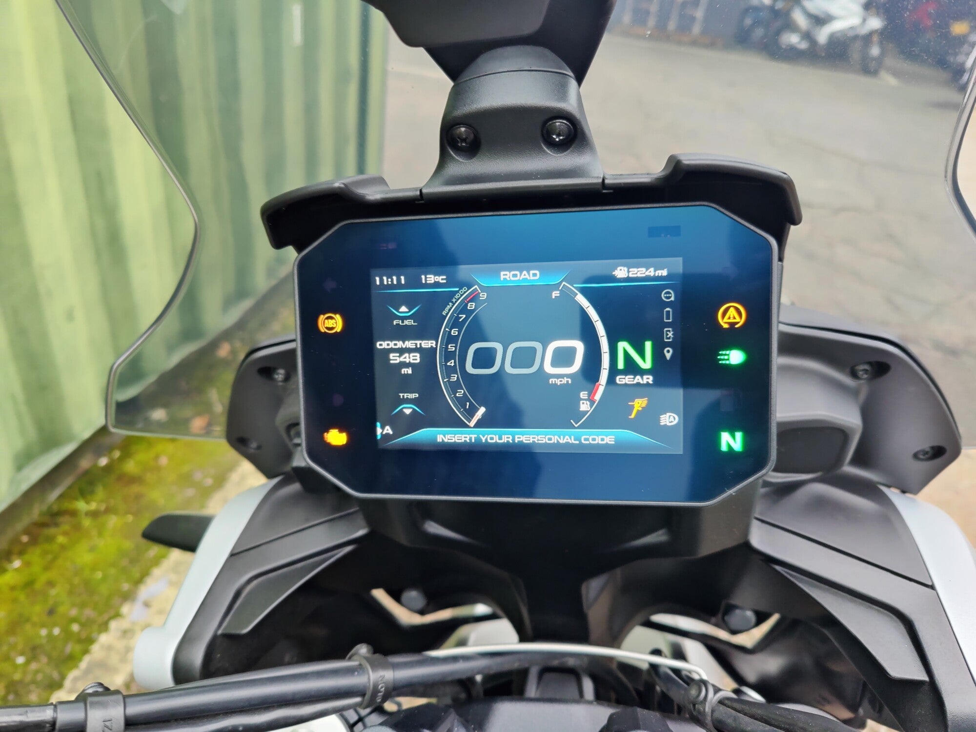 Moto Guzzi V85 Strada