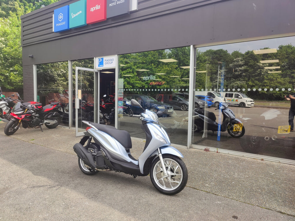 Piaggio Medley 125 E5+ Grigio Astrale