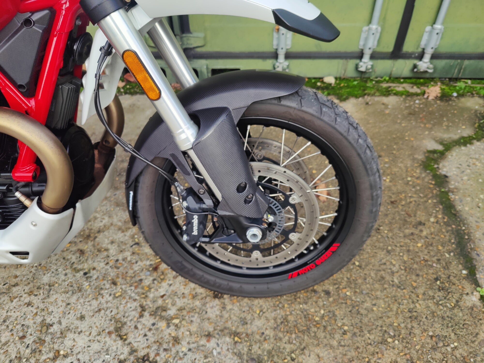 MOTO GUZZI V85TT EVOCATIVE - 2021